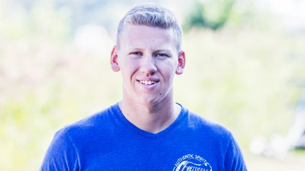 Dennis Kernen från Katrineholm knep ytterligare två SM-guld under tisdagen.