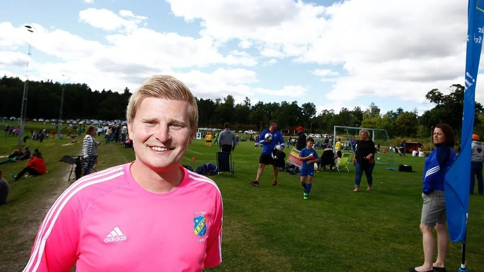 Kanslichefen Semir Mehanovic berättade på fredagen att Viljan fått en friplats i en regional fotbollsserie.