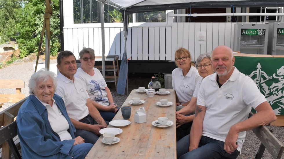 Horns marknads föreningen består av Gun-Britt Monell, Börje Carlsson, Margareta Gustafsson, Inger Borén, Berit Karnevad och Kenneth Johansson. 