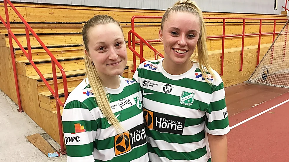 Målskyttar. Åsa Karlsson och Christine Tjärnlund.