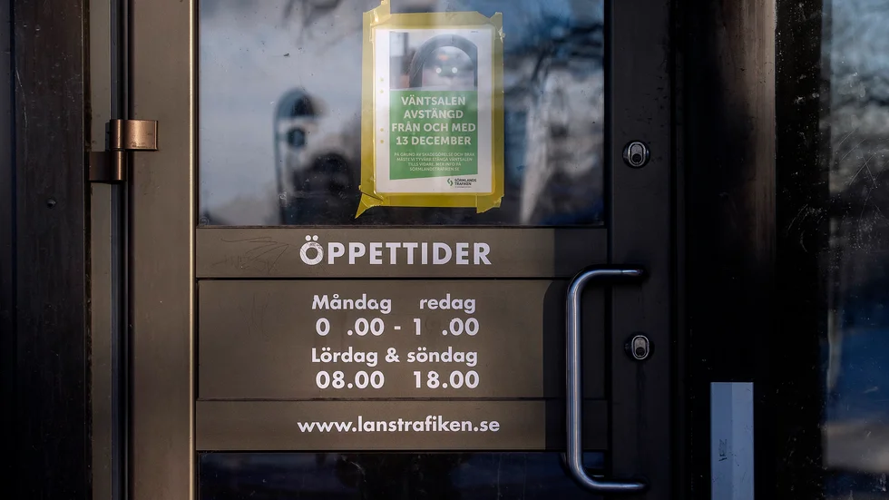 Väntsalen vid busstationen har varit stängd sedan i december 2020. 