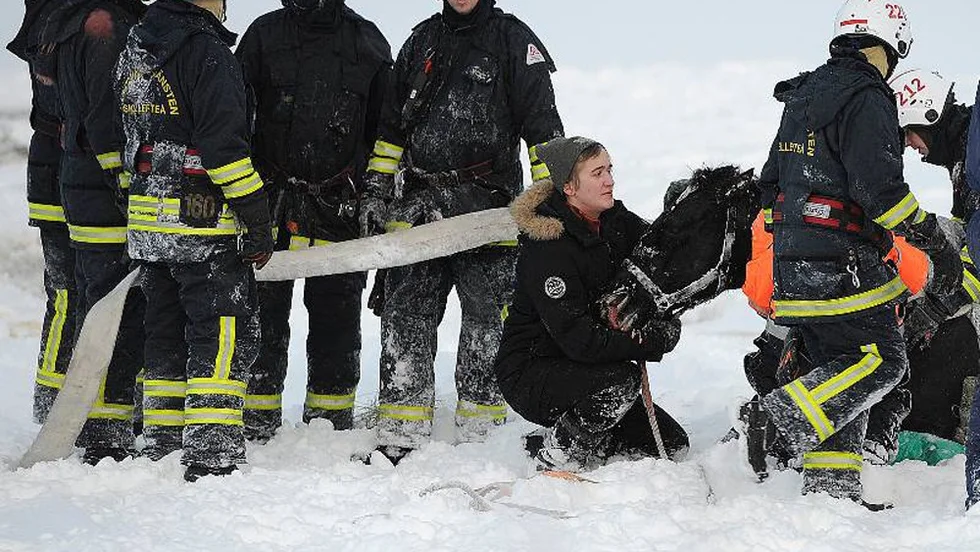 Bild från när olyckan skedde. Här har Leo precis kommit upp ur vaken. Foto: Annika Eriksson.