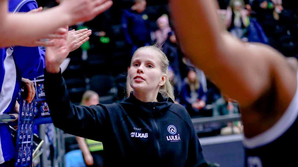 Sofia Hägg har en minst sagt dramatisk vecka bakom sig men nu försöker hon titta framåt.