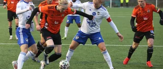 Bara en spelare under kontrakt inför sista matchen