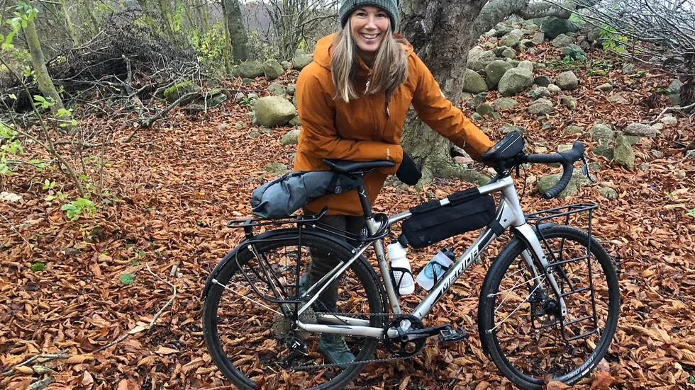 "När jag cyklar, tänker jag; Det här är livet", säger Linda Staaf. 