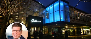 Därför tänds köpcentret upp i blått: "Viktigare än någonsin att barns röster får höras"