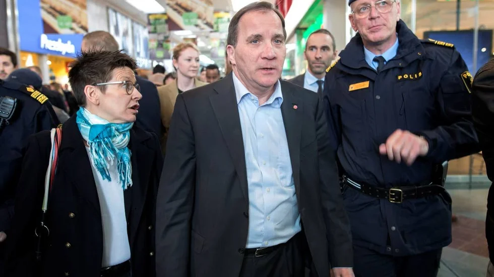 Nazismbekymmer. Polischef Erik Nord och statsminister Stefan Löfven - här på promenad i Göteborg tillsammans med S-politikern Annsofi Hermansson.