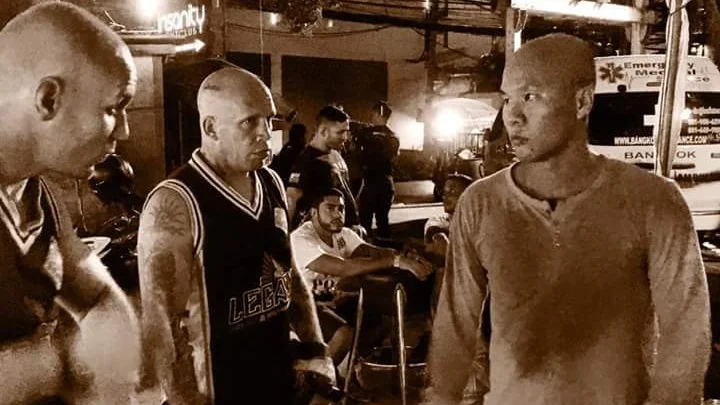 Föll. Anton Larsson från Skellefteå hade en tung lördag. Först förlorade han matchen sedan blev han bestulen på pengarna från galan. Foto: Privat.