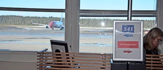 Tapp för flyget i augusti