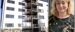 Efter fallolyckorna på äldreboendena – nu låser kommunen alla fönster