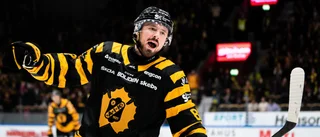 Drömbeskedet: Skellefteå AIK går mot slutsålt på söndag – Billing om varför priserna sänktes: "Ville fira med supportrarna"