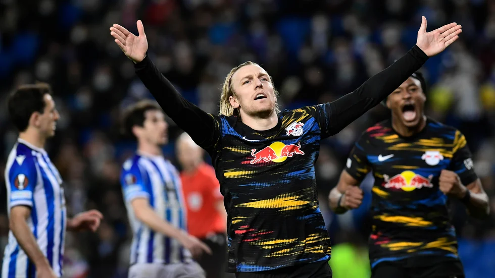 Emil Forsberg satte 3–1 mot Real Sociedad på straffspark. Leipzig vann med totalt 5–3 – efter två straffmål av Forsberg.