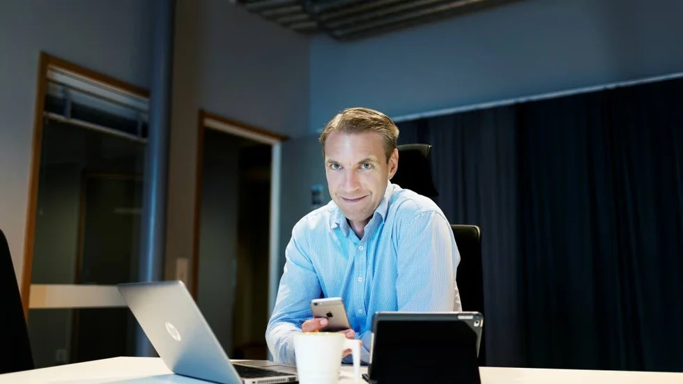 


Johan Högne, sa upp sig från tjänsten som digitaliseringsdirektör i måndags.



