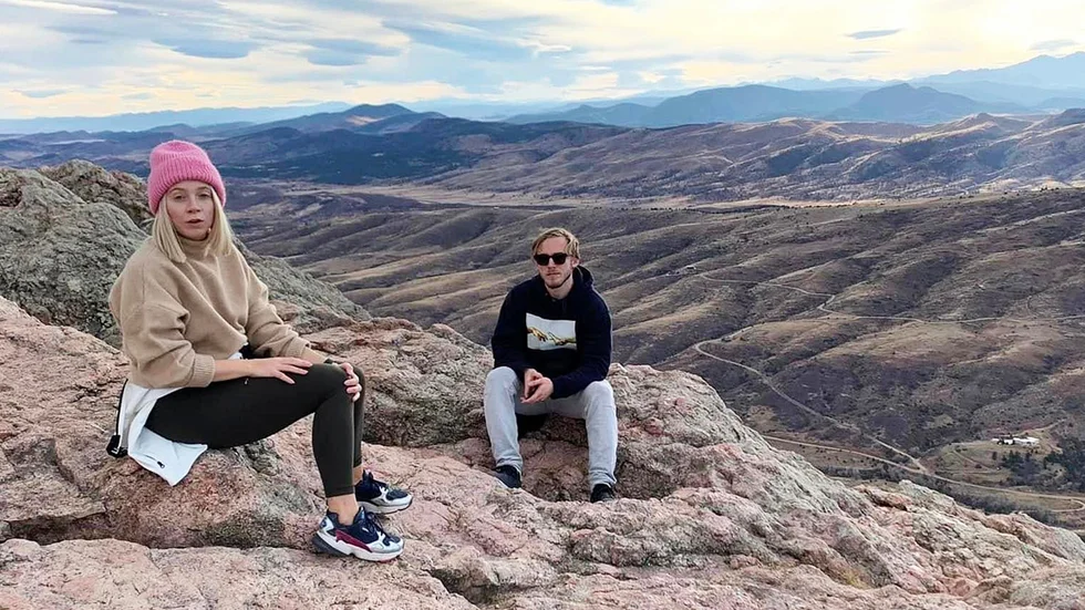 Andreas Wingerli och flickvännen Agnes Hägglund på toppen av Horsetooth Mountain strax utamför Fort Collins. ”Det är oerhört fin miljö och betyligt varmare än hemma i Sverige", säger Wingerli.