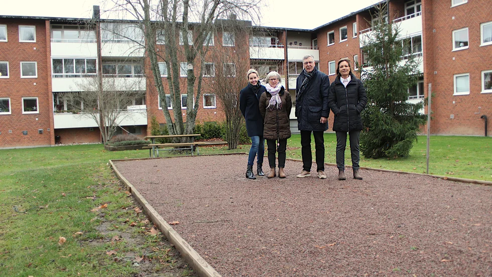 Boulebanan är ett exempel på social hållbarhet, menar Maria Stenstrand från Riksbygge, här tillsammans med Berith Arenstedt, Christer Ernstsson och Monica Johansson. 