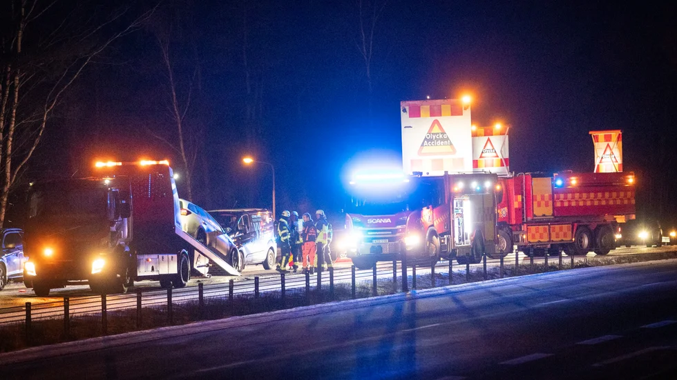 
Trafikolycka E4 vid trafikplats Hållet.