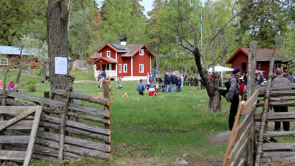Nu planerar länsstyrelsen en satsning på fiskartorpet på ön Röllingen i samarbete med hembygdsföreningen i Veckholm och Mona Loberg och Ivan Eriksson som sköter torpet och naturreservatet.