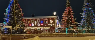 14 000 lampor lyser upp huset till jul