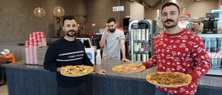De bjuder utsatta på pizza i jul: "Vet hur tufft det kan vara"