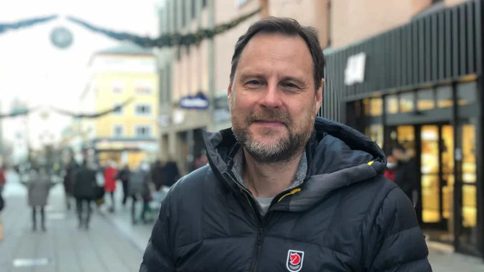 Johan Boberg upplever inte att han har svårare att koncentrera  sig när han arbetar hemifrån. 