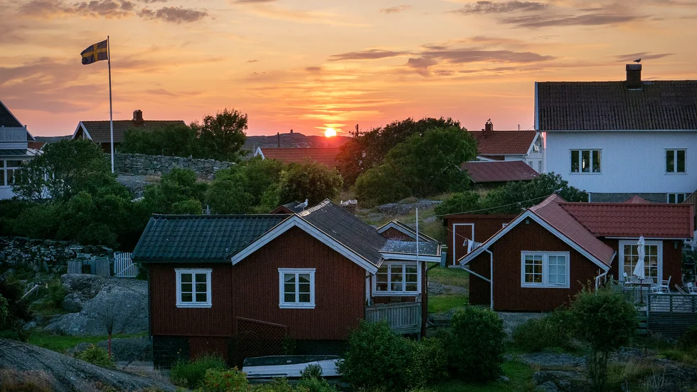 Solnedgång över Käringön i Bohuslän.
