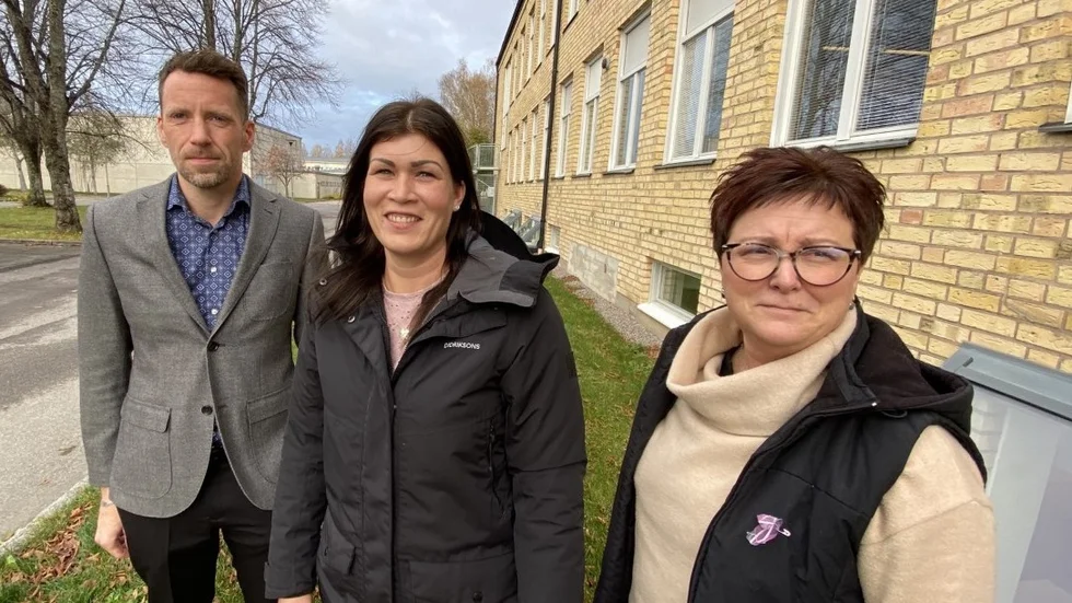 Andreas Westin (rektor vuxenutbildningen Högbergsskolan), Lina Nyman och Ulrica Stjerngren (vård- och omsorgschef).