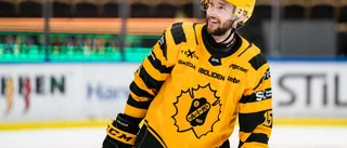 Två forwardsplatser kvar att fylla – Melker ser ut att stanna i AIK: ”Jag och familjen trivs här”
