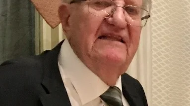 Claes-Eric Norrbom, född och uppväxt i Näshulta, har avlidit vid 92 års ålder.