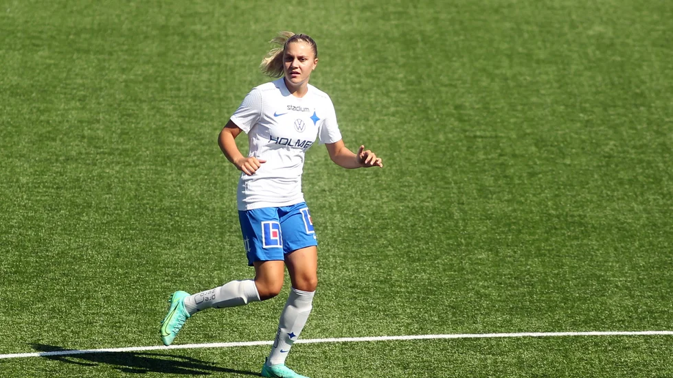 Thilde Alvberger är på lån från IFK Norrköping. I matchen mot   Hjulsbro levererade hon två målgivande passningar.