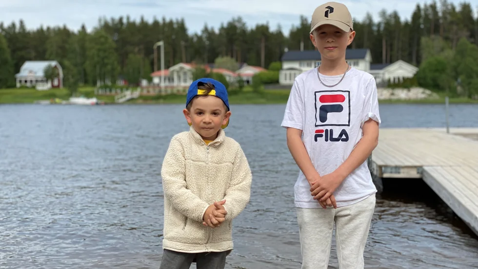Milas och Julius Vestin hade lockats ner till Fårösundet för att testköra deras nya vattenskoter och håvfiska, men något bad blev det inte.
