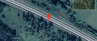 Trafikolycka med lastbil på E20