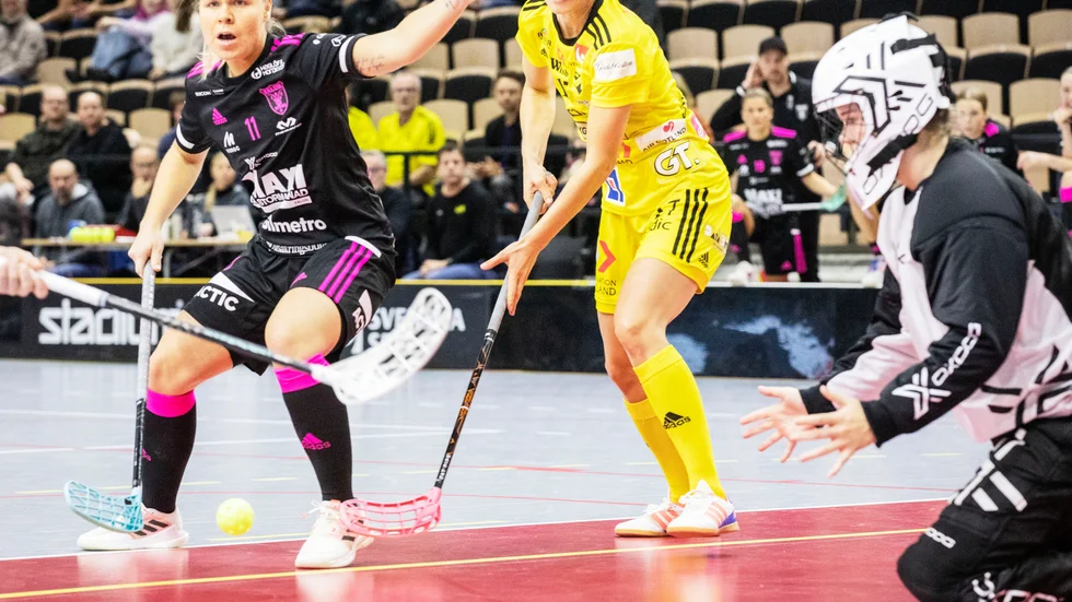 Anna Jakobsson och Endre kom tillbaka från en mardrömsstart men Falun fick sista ordet i Ica Maxi Arena och vann med 7-6.