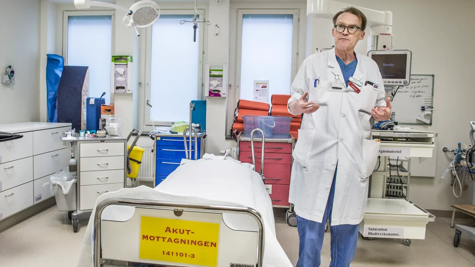 Överläkare Johan Styrud, Danderyds sjukhus, är ordförande i Stockholms allmänna läkarförening. De som ligger bakom studien om antikroppstestet måste nu göra en pudel, menar han. "Det enda rätta hade varit att dra tillbaka studien."
