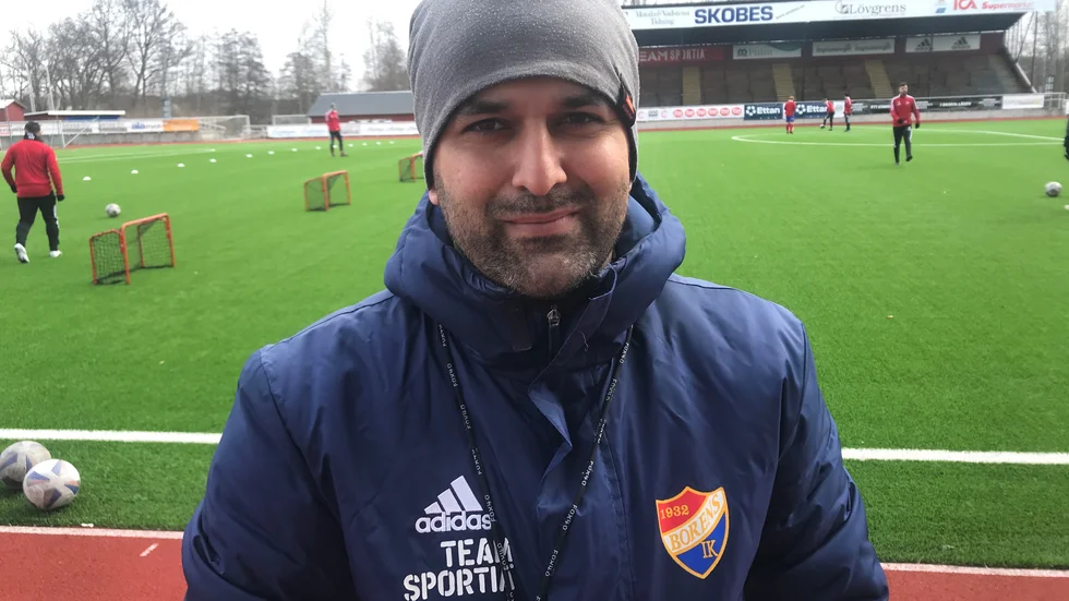 Borens IK:s tränare Aso Khawari gav sina spelare och sitt lag en och en halv vecka ledigt efter att beskedet om restriktioner kom i torsdags. Tidigast 22-23 maj startar herrtrean, men troligen i juni.