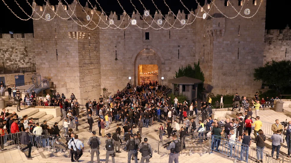 Avspärrningarna utanför Damaskusporten i Jerusalem har plockats bort.