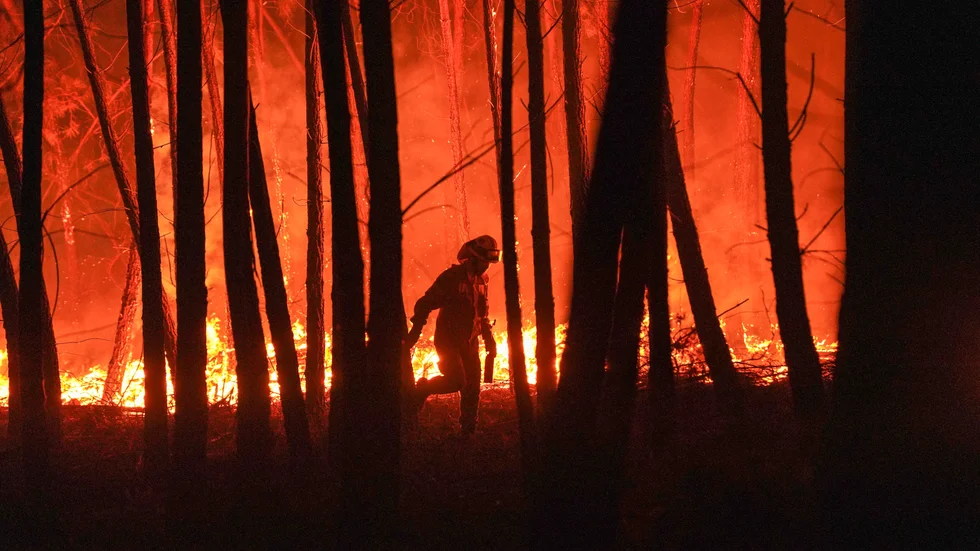 Omfattande skogsbränder i Portugal september 2020. Studier visar en allt tydligare koppling mellan klimatförändringar och ökad brandrisk. Arkivbild.