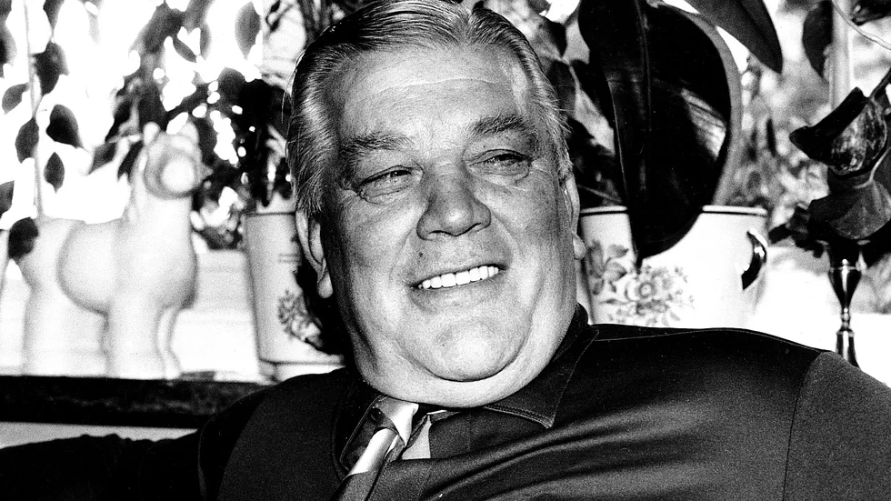 För 100 år sedan. 19 oktober 1921 föddes en av svensk fotbolls absolut främsta spelare genom tiderna, Gunnar Nordahl, i Hörnefors i Västerbotten. 1949 värvades Nordahl från IFK Norrköping till italienska AC Milan och därmed blev Sveriges första fotbollsproffs på hög nivå. Gunnar Nordahl var NO:et i den så kända svenska trion GreNoLi. Han hade starka band till Östergötland, både som spelare och tränare i IFK Norrköping samt som tränaren när IF Saab 1971-73 då laget för första och enda gången tog klivet upp i allsvenskan. Bilden är tagen 1988. 