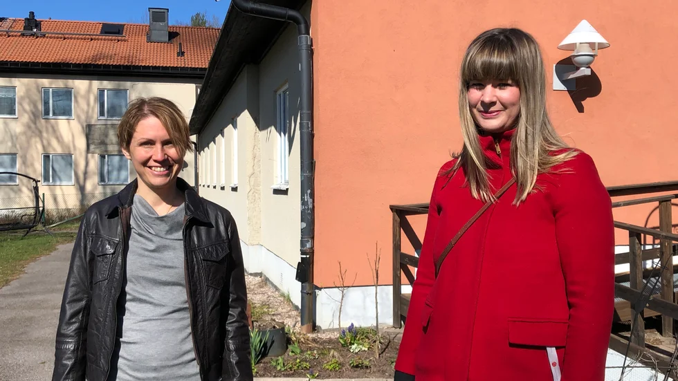 Linda Svensk, chef för Rönnliden och Sofia Amloh (S), ordförande i vård- och omsorgsnämnden är glada över att äldreboendet i Aspa nu ska renoveras och byggas ut – från 17 till 31 lägenheter. Formellt beslut tas av politikerna den 22 april.