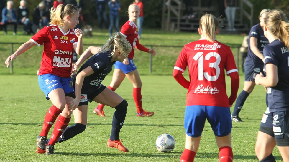 Många var bra när Boren tog sig till ettan. Hård konkurrens om poängen i MVT-ligan. En betygsliga som nu är avgjord och vinnare blev veteranen Emelie Franzén.