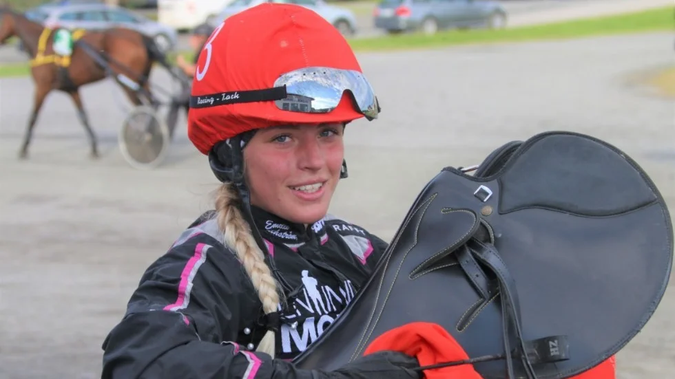 Emelie Luthström inledde tävlingarna i Boden med en montéseger med Kjell-Ove Erikssons Bailiff.