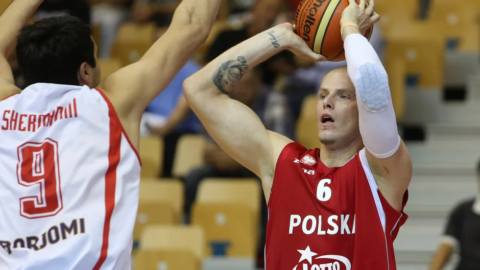 Maciej Lampe bör välja BC Luleå om han menar allvar med att vilja vinna SM-guld och hjälpa svensk basket.