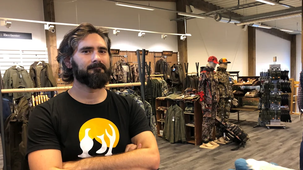 "Försäljningen av det som finns inne går bra. Problemet är när vi sålt slut på en produkt och inte får in fler", säger Mårten Sandkvist på Fritid och vildmark.