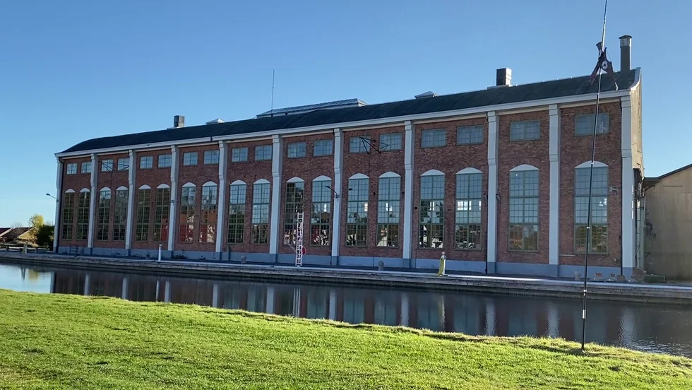 Motalagalan hade sin premiär i Lokverkstan 2013. I år, i samband med tioårsjubileet, återvänder festen till fastigheten.