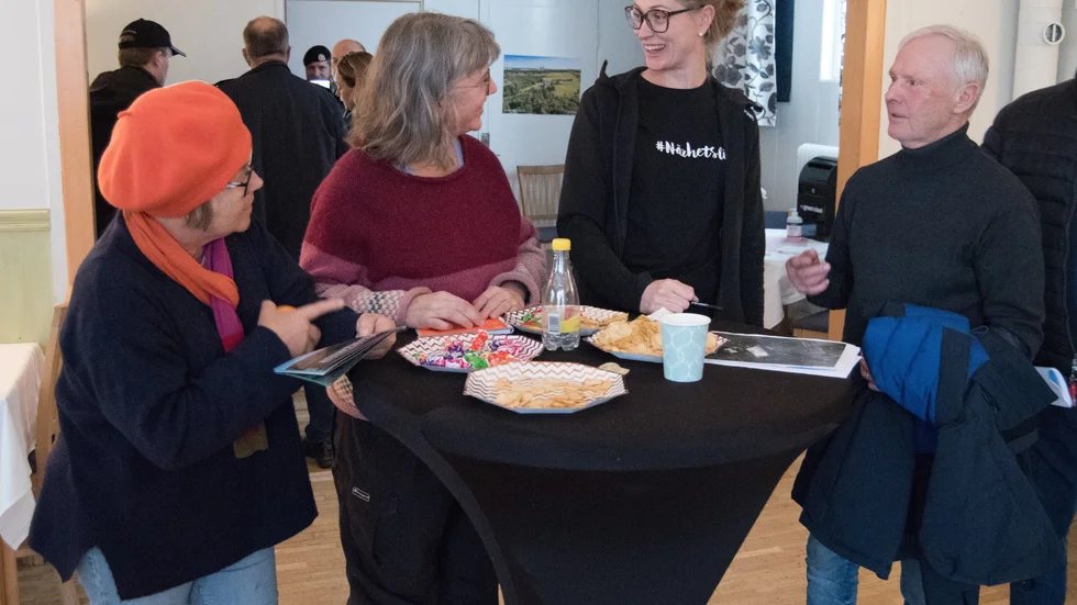 Yvonne Isaksson, Carina Karlsson och Tommy Larsson ställer frågor till Ida-Linn Näzelius, H2 Green Steel.