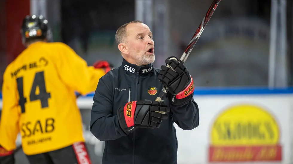 Det var flera spelare som saknades när Luleå Hockey tränade, men Thomas Berglund och Stefan Nilsson tror att de flesta kommer kunna spela torsdagens derby.