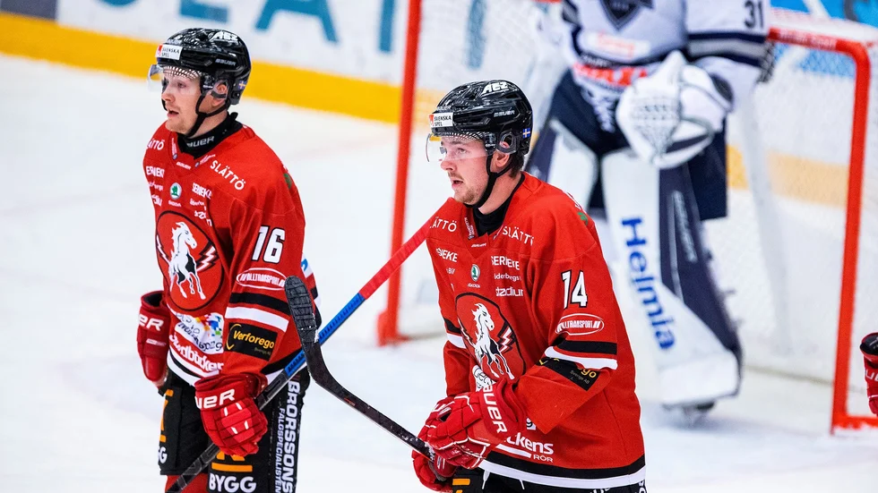 William Fällström och Ludwig Stenlund spelade bra mot Karlskoga, men lyckades inte näta.