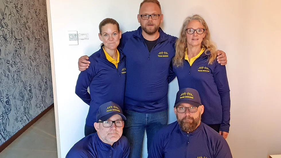 Wallby dragkamp på plats i Baskien för att representera Sverige.Maria Arosenius, förbundskapten Henrik Törnblom, Malin Flodin, Niklas Karlsson och Björn Törnblom. 