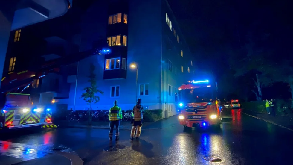 Räddningstjänsten ryckte ut till fastigheten i Vasastaden strax efter klockan 20.