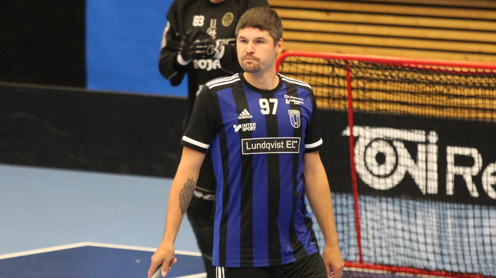Fredrik Edholm under Sirius match mot Hagunda i svenska cupen.