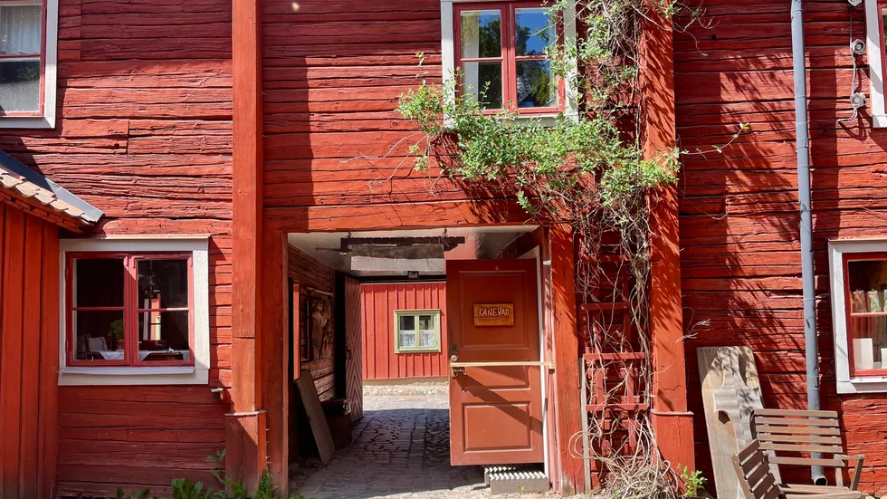 Byggaregården i Gamla Linköping med anor från en svunnen tid.